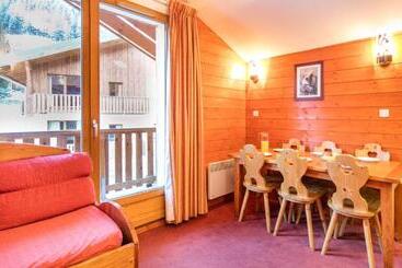 هتل Vacancéole   Résidence Les Chalets De La Ramoure