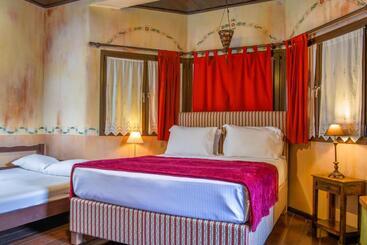Monastiri Guesthouse
