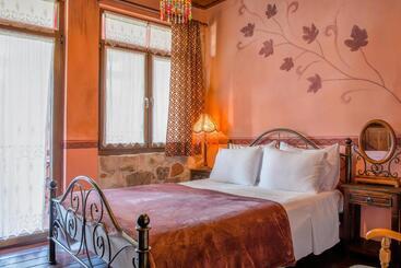 Monastiri Guesthouse
