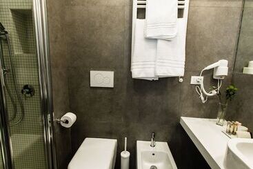Rhegion B&b