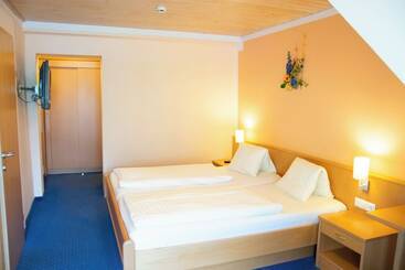 Strandhotel Burgstaller