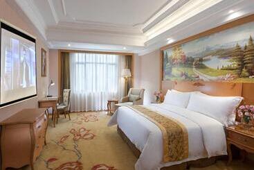 Vienna Hotel Guangzhou Nanpu Station