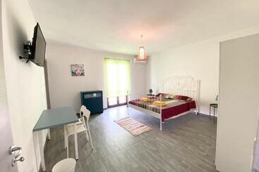 35 Passi Dal Mare B&b