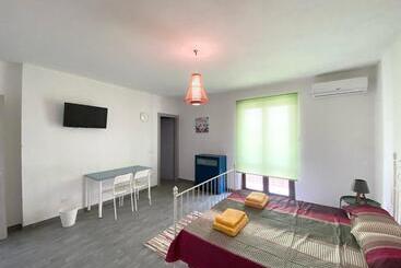 35 Passi Dal Mare B&b