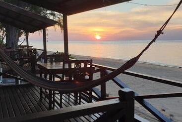 هاستل The Station Tioman