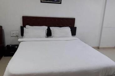 Отель Anand Inn