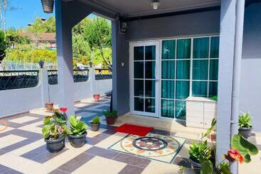 پانسیون 100 Oastel Coliving
