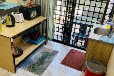 پانسیون 100 Oastel Coliving