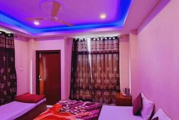 پانسیون Shillong Guest House