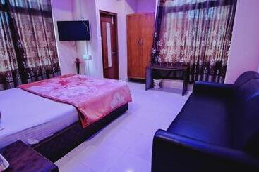 پانسیون Shillong Guest House