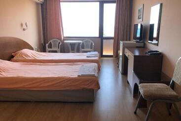 هاستل Relax Sarafovo