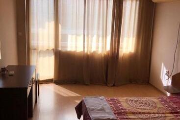 هاستل Relax Sarafovo