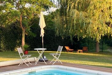 تختخواب و صبحانه Halte Vintage. A L’ombre Du Saule