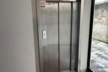 تختخواب و صبحانه Porta Mazzini Central Rooms