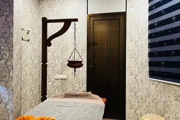 هتل Ayur Arogyam Rooms And Spa