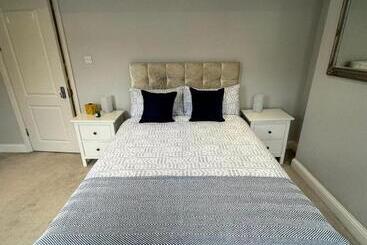 پانسیون Brentford Guest Rooms