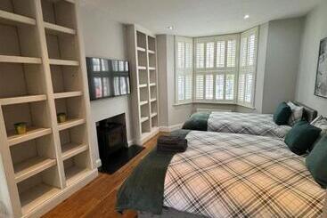 پانسیون Brentford Guest Rooms