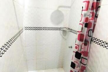 پانسیون Hermosa Habitación C/ Baño Privado   Huacachina