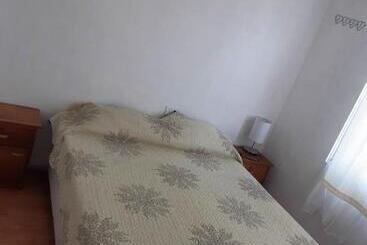 پانسیون Hostal Huellas De Caldera