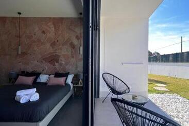 پانسیون Luxury In The Jungle
