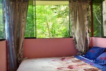پانسیون Madera Verde Ecolodge