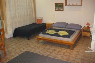 پانسیون Parti Apartman