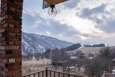 پانسیون Stepsa Guest House