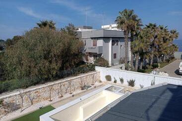 تختخواب و صبحانه Casa Al Mare Luxury