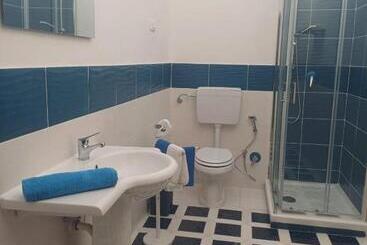 تختخواب و صبحانه Casa Di Mitri