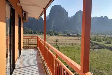 تختخواب و صبحانه Dd Guesthouse