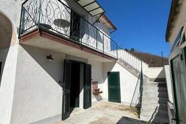 ベッドアンドブレックファースト Lucy S Guest House Amalfi Coast