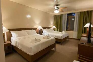 Forest Lodge Private Condotel At Camp John Hay Baguio City