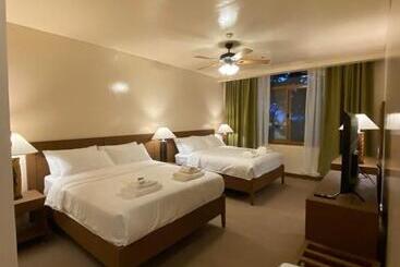 Forest Lodge Private Condotel At Camp John Hay Baguio City