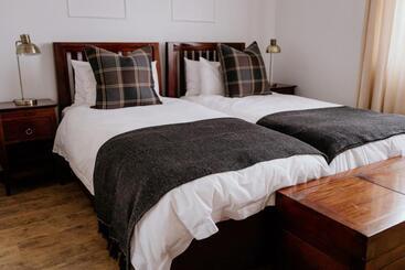 Fritz Manor Bed And Breakfast