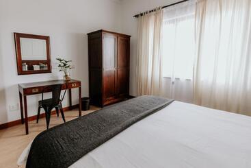 Fritz Manor Bed And Breakfast