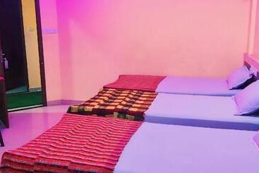 هتل Geo Gardens Residency
