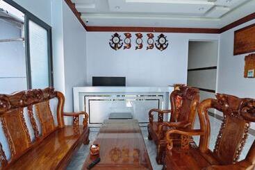هتل Khách Sạn Hoa Mai