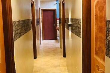 هتل Tejasri Residency