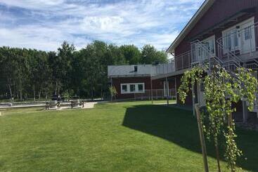 Land Inn Motel