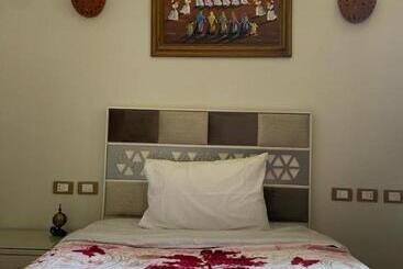 New Abusimble 2 Hotel & Restaurant