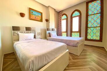New Abusimble 2 Hotel & Restaurant