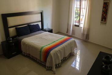 پانسیون Anda Nomad Hostel Oaxaca