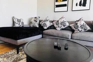 پانسیون Diamond Luxury Villa