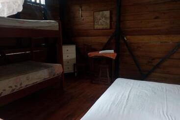 پانسیون Hostal Té De Menta