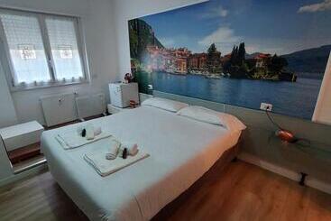 پانسیون Varenna Guest House 2