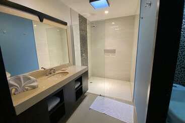 Autohotel Frances