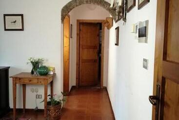 تختخواب و صبحانه Bb Villa Bolgheri Mare