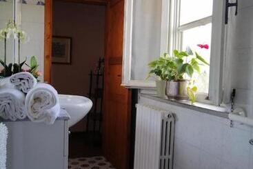 تختخواب و صبحانه Bb Villa Bolgheri Mare