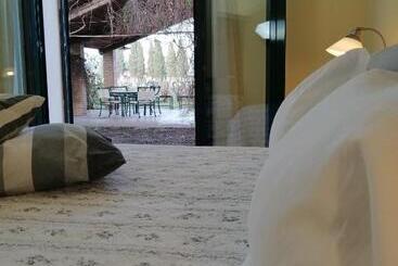 تختخواب و صبحانه Bb Villa Bolgheri Mare