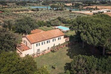 تختخواب و صبحانه Bb Villa Bolgheri Mare